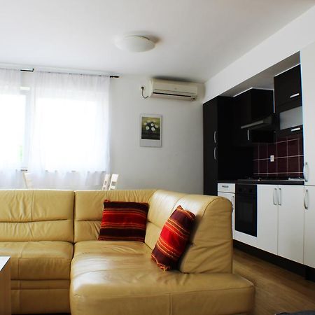 Bokun Apartments III Sisak Luaran gambar